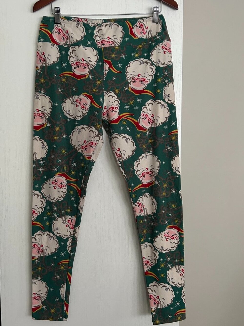 LuLaRoe Santa leggings, size TC